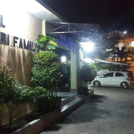 Bahari Family Hotel Bitung Dış mekan fotoğraf