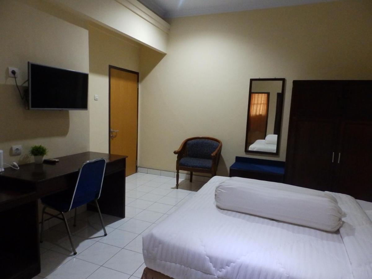 Bahari Family Hotel Bitung Dış mekan fotoğraf
