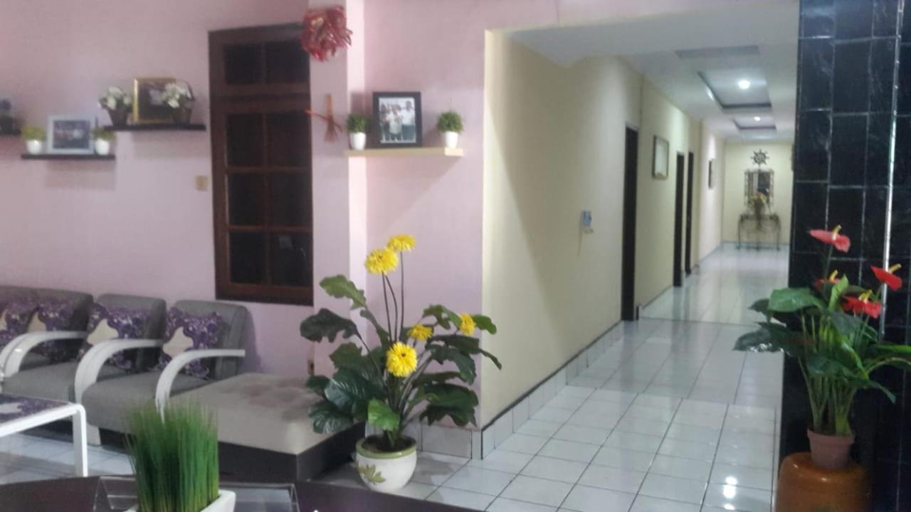 Bahari Family Hotel Bitung Dış mekan fotoğraf